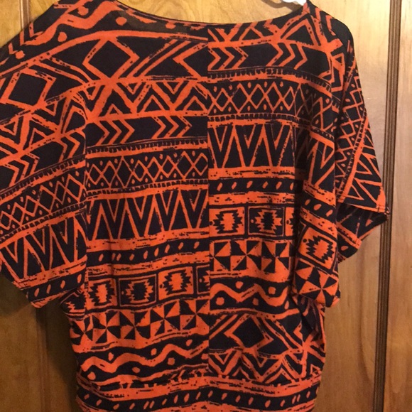 Aztec patterned top - Picture 4 of 4